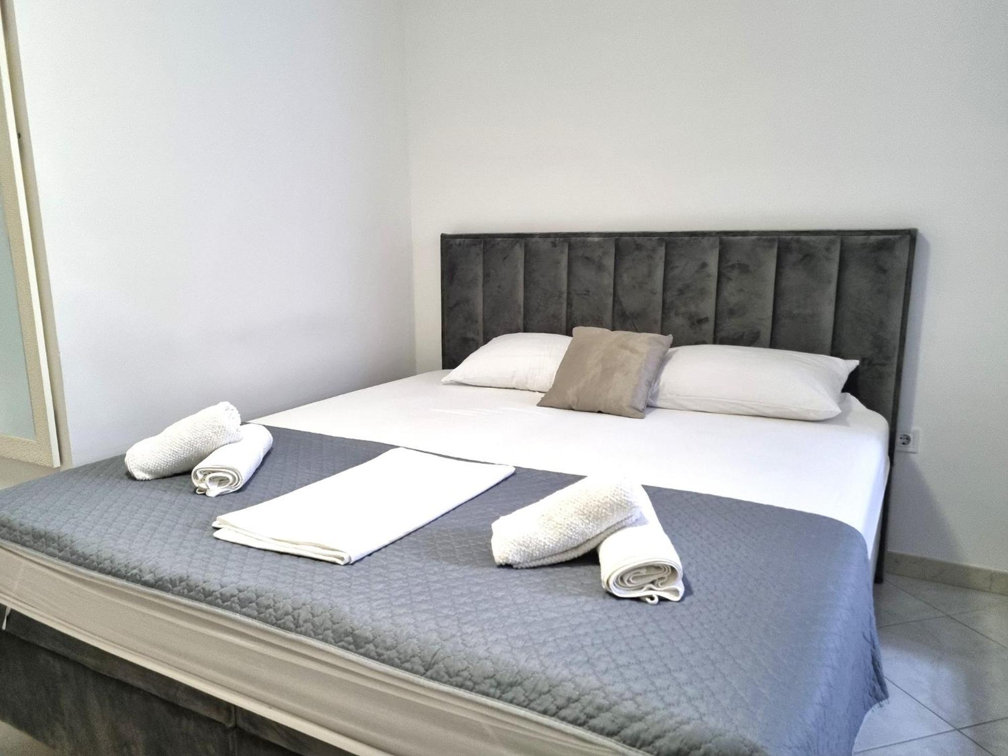 Rooms Vitoria On Joakim Square بوريتش المظهر الخارجي الصورة